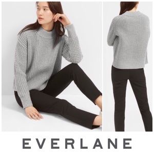 Everlane grey waffle knit chunky sweater small EUC